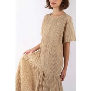 Elegant Cream Maxi Dress